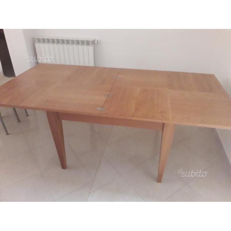 Tavolo in legno impiallacciato allungabile