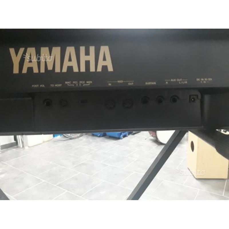 Testiera Yamaha